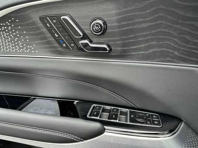 New 2026 Stellar Black Metallic Cadillac V-Series Premium image 23