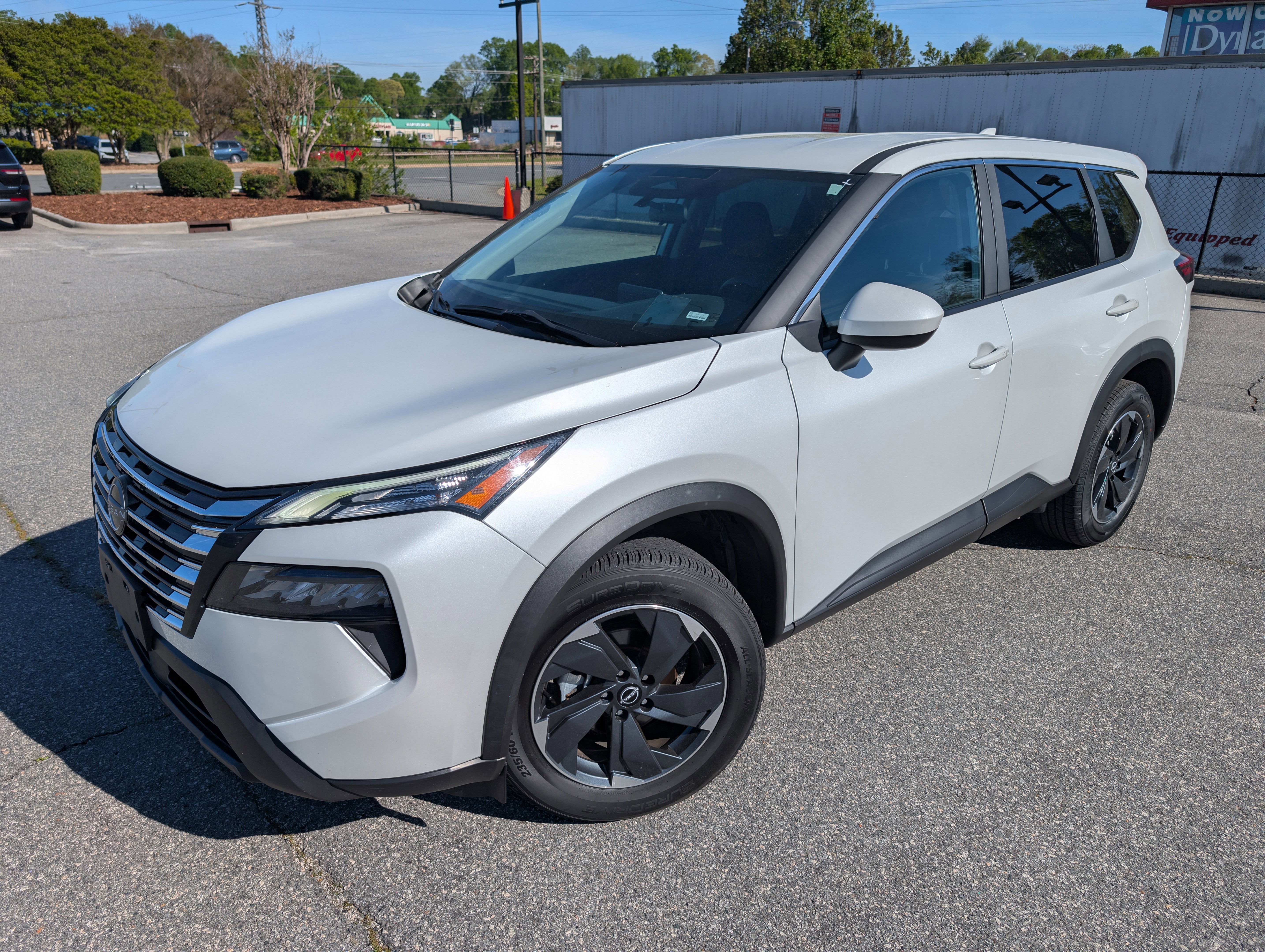 2024 Nissan Rogue SV