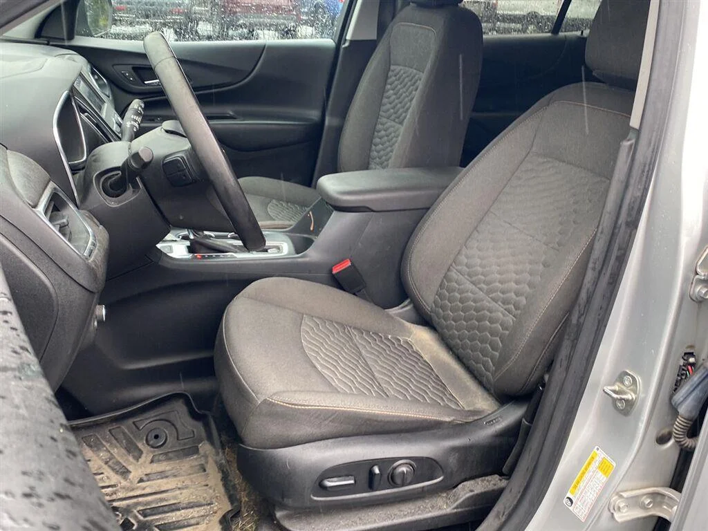 Used 2020 Chevrolet Equinox LT with VIN 3GNAXUEV8LS558677 for sale in Getzville, NY