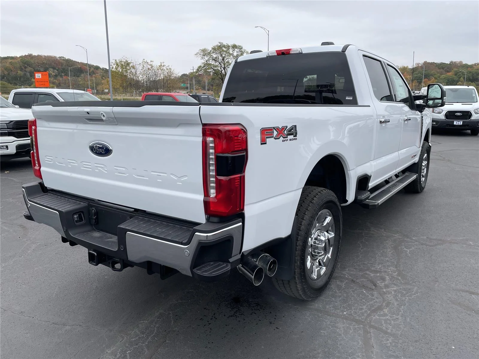 New 2026 Oxford White Ford LARIAT image 6