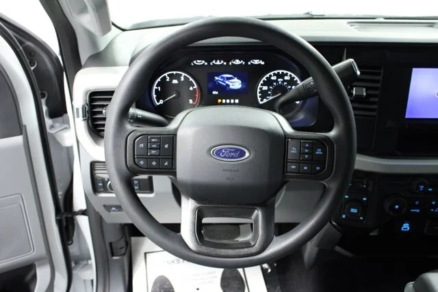 New 2026 Oxford White Ford F-350® XL image 39