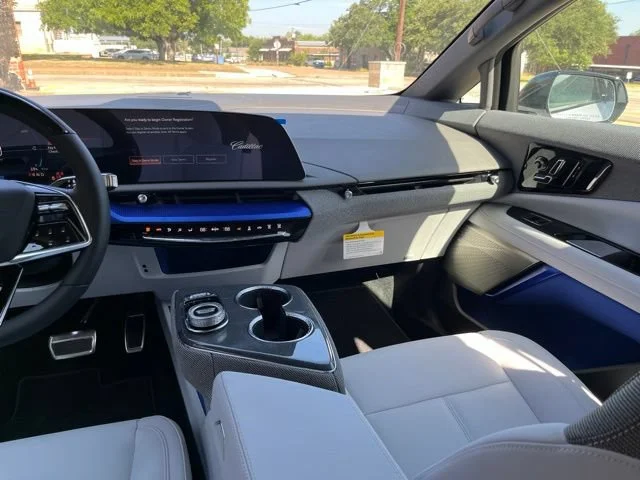 2027 Cadillac OPTIQ Luxury - Photo 20