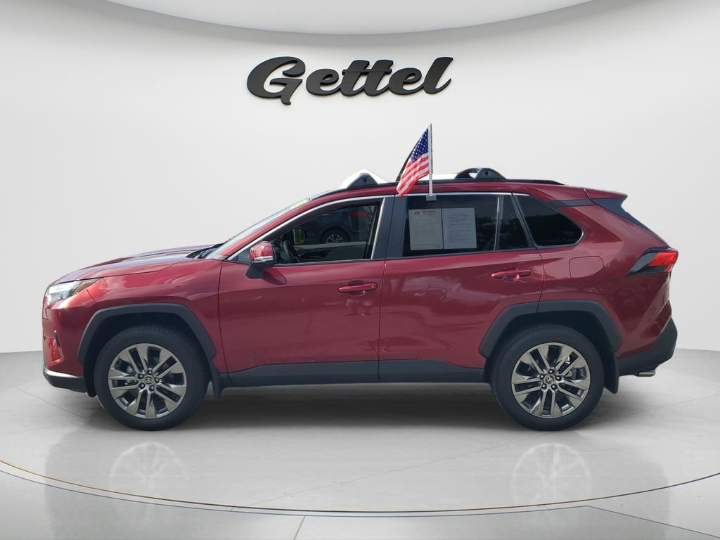 Used 2025 Red Toyota XLE Premium image 7