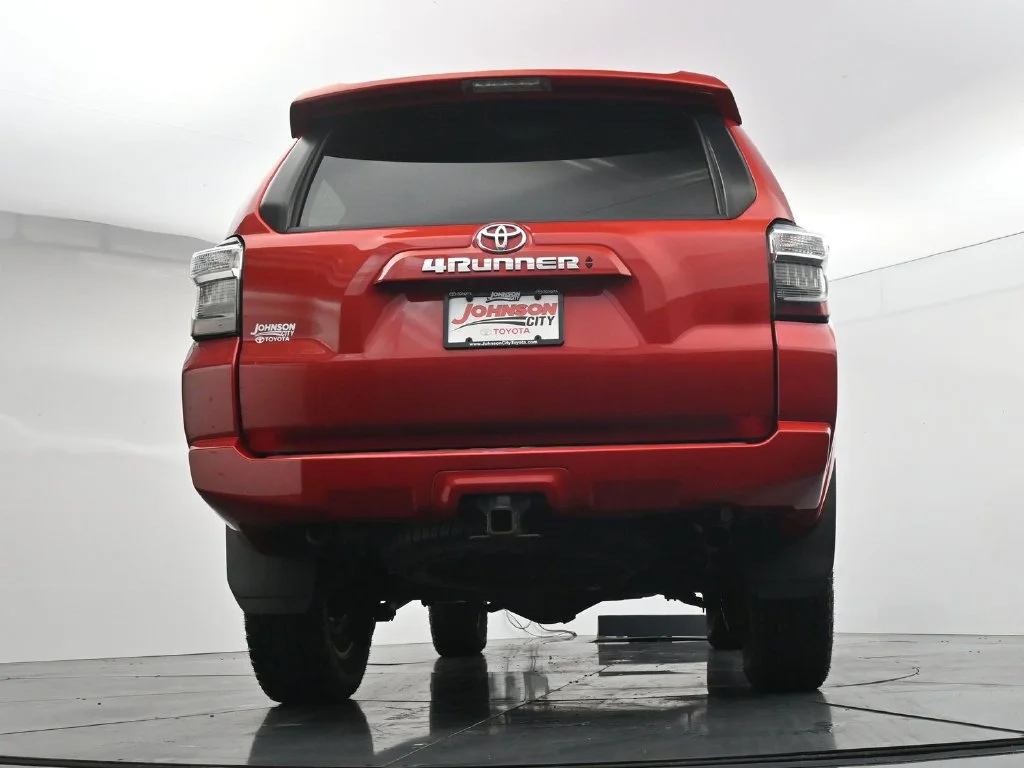 Used 2022 Red Toyota SR5 image 34