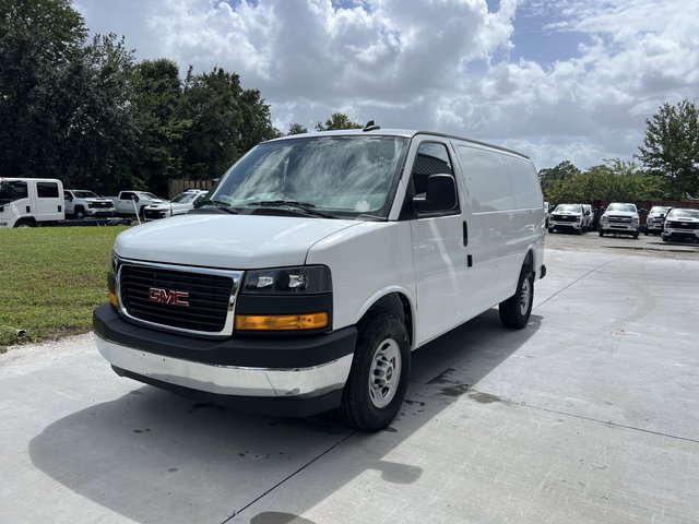 2025 GMC Savana Cargo Work Van