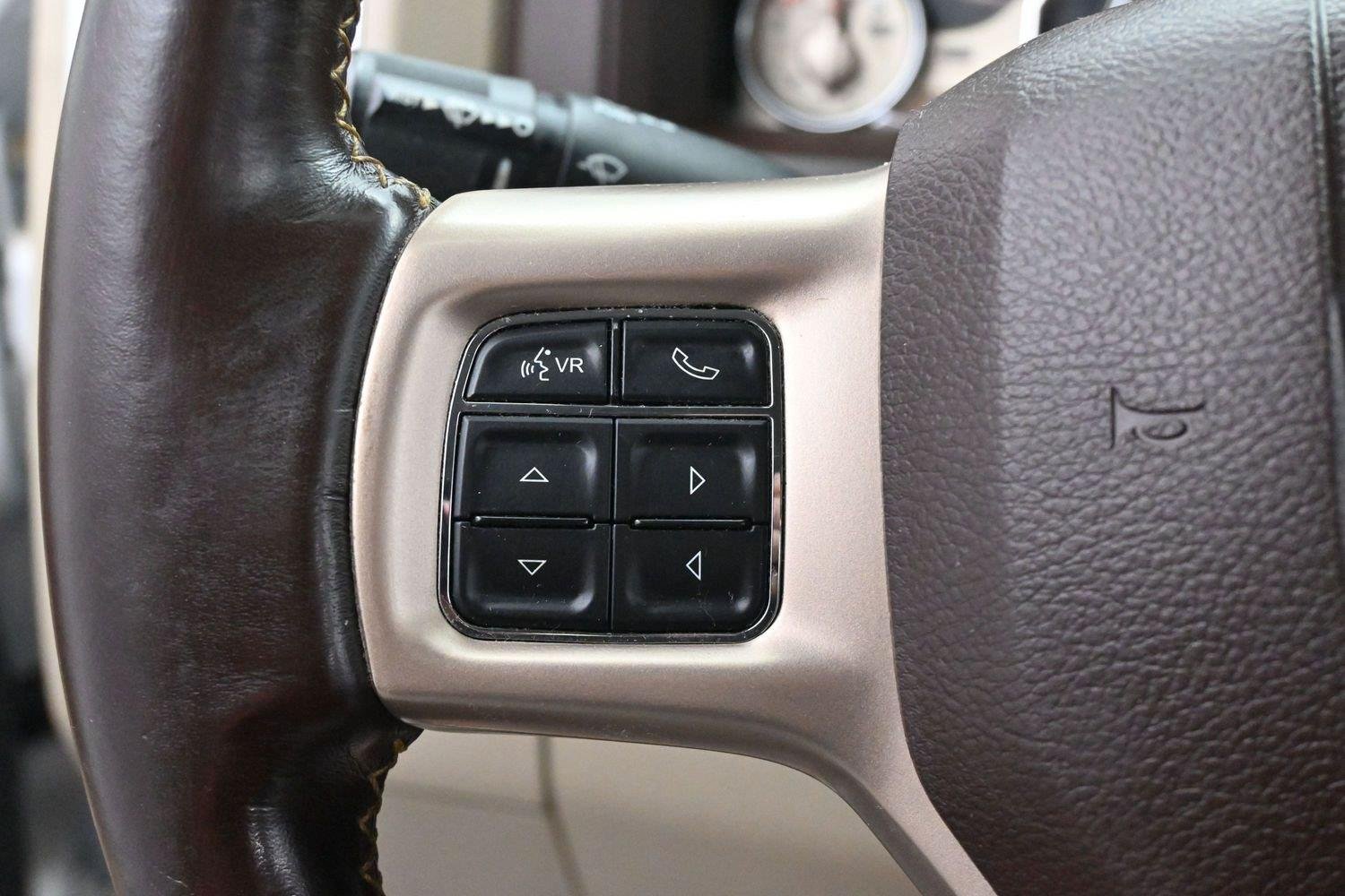 Used 2018 Bright White Clearcoat Ram Longhorn image 16