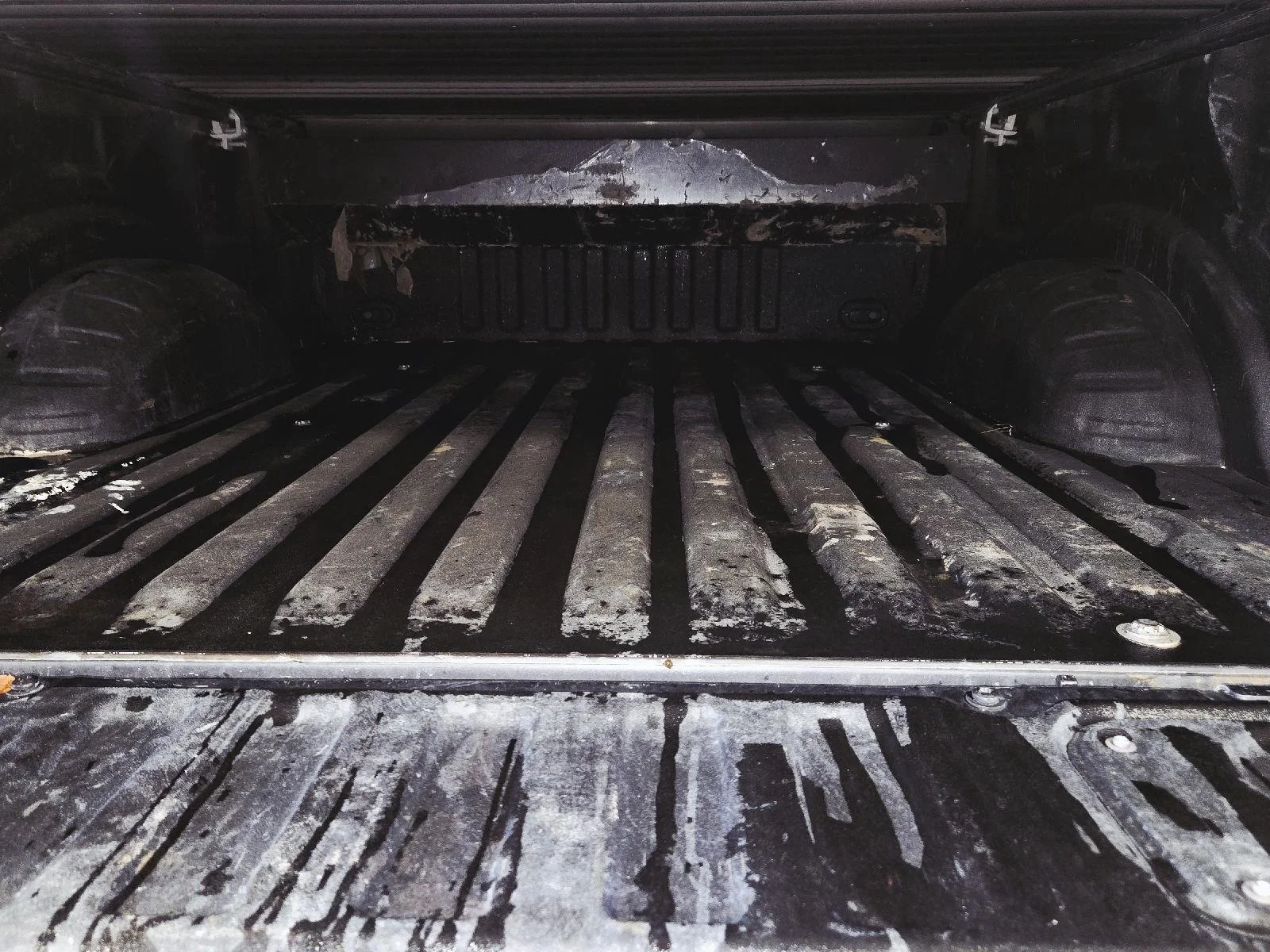 Used 2024 Carbonized Gray Ford Lariat image 25