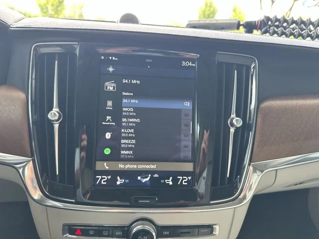 Used 2018 Black Volvo T6 Inscription image 17