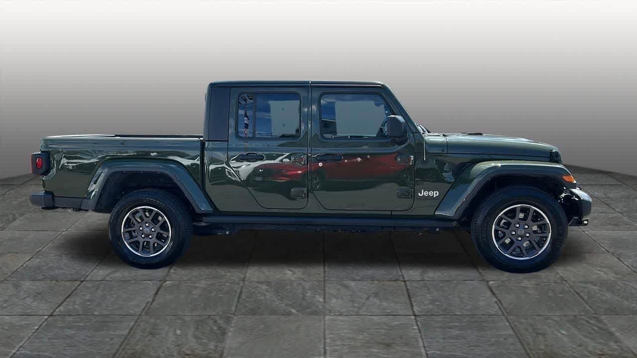 Used 2022 Sarge Green Clearcoat Jeep Overland image 4