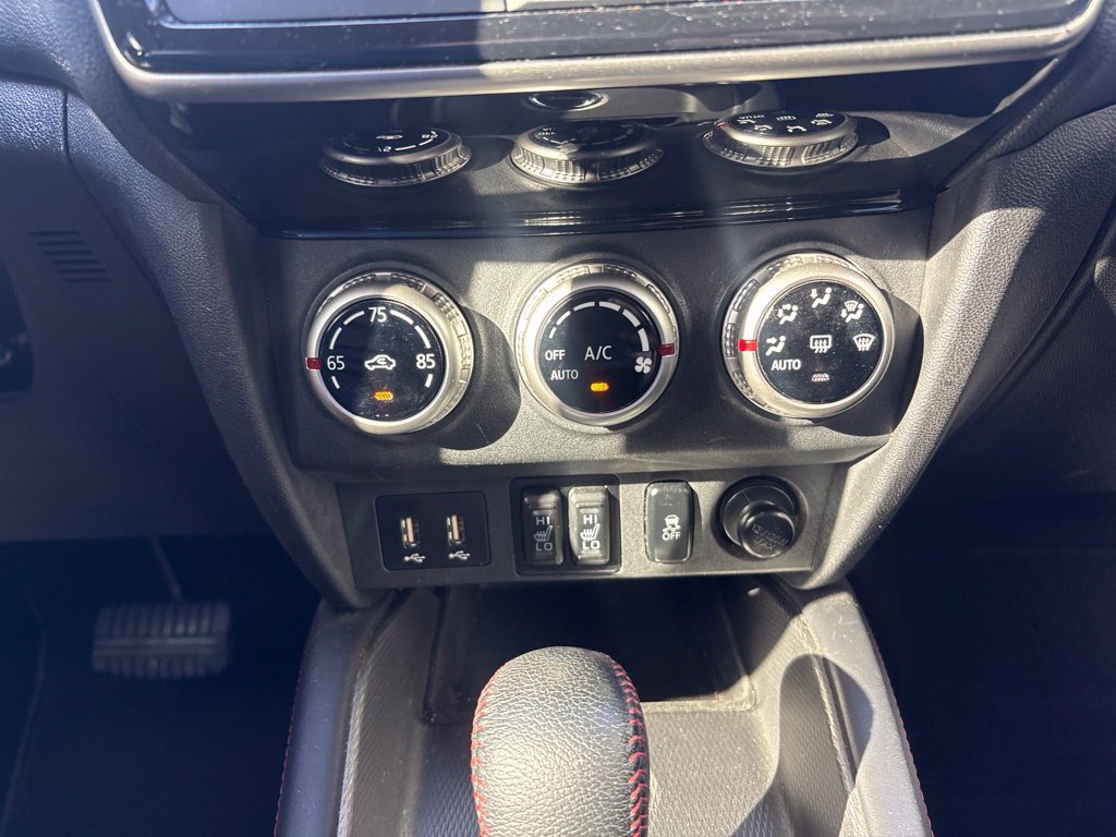 Used 2022 Black Mitsubishi 2.0 LE image 19