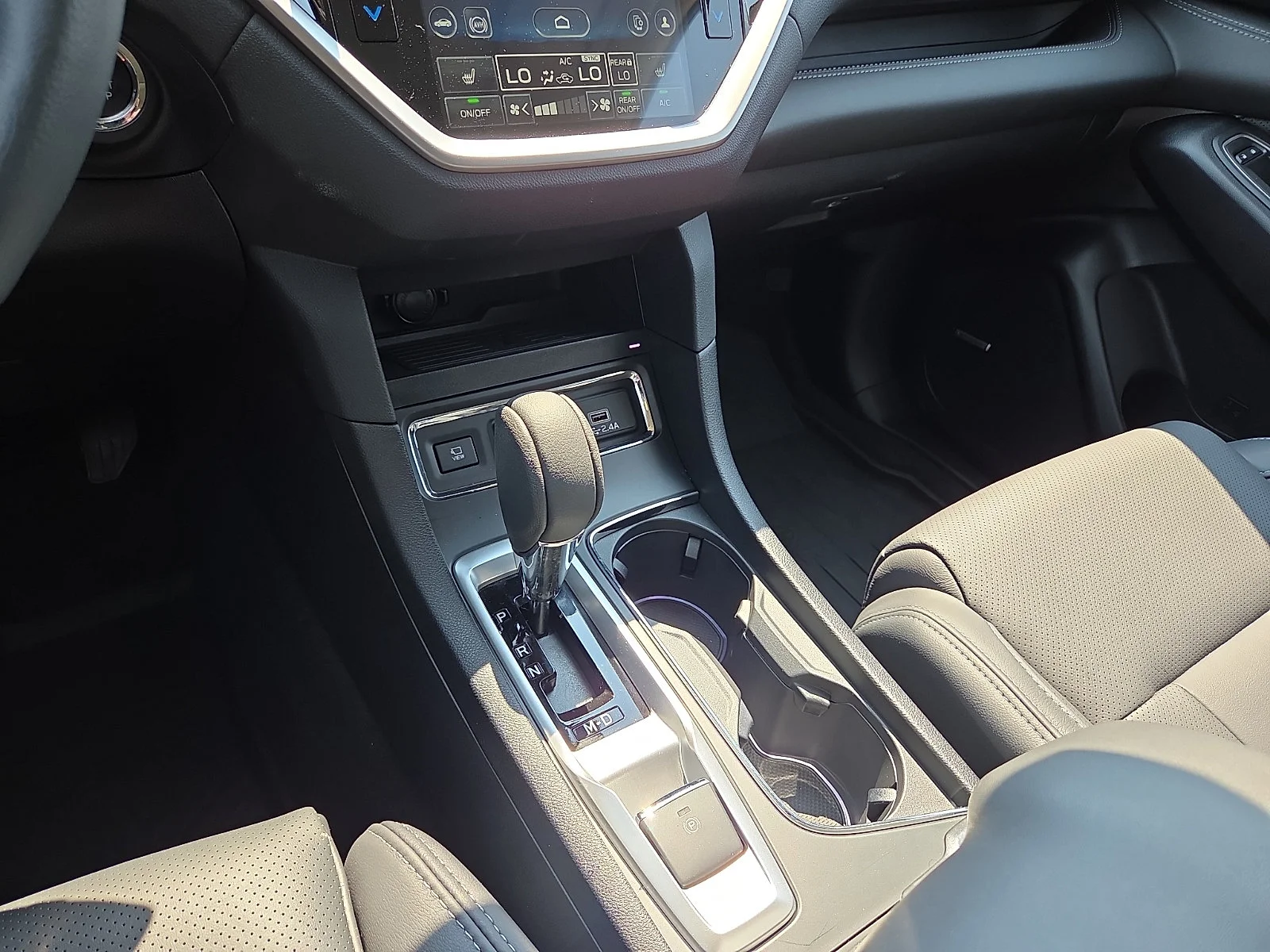 2025 Subaru Ascent Limited - Photo 25