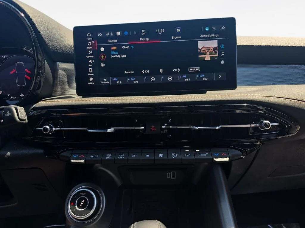 New 2026 Alfa Black Exterior Paint Alfa Romeo Base image 20