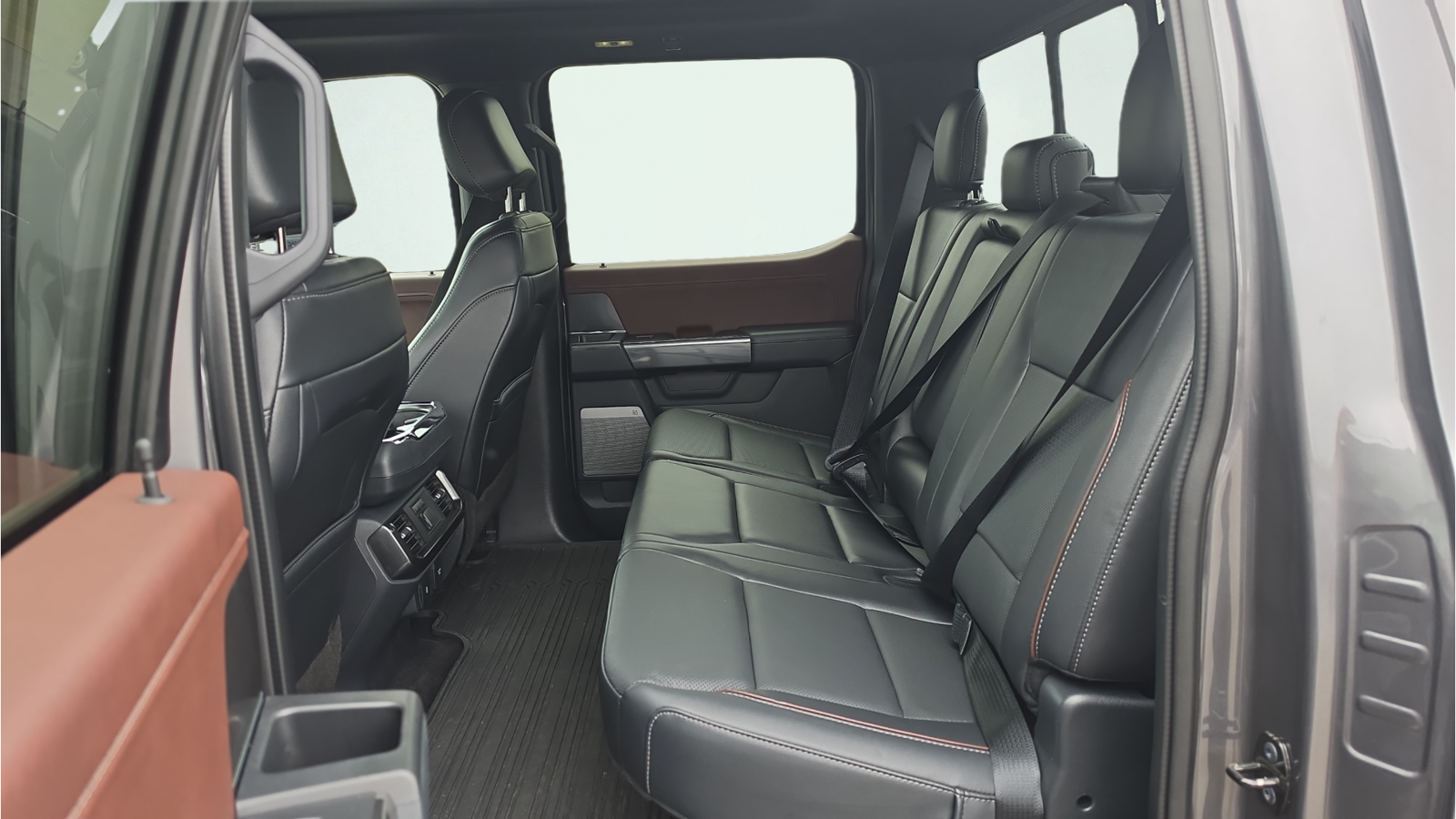 Used 2021 Carbonized Gray Metallic Ford Lariat image 20