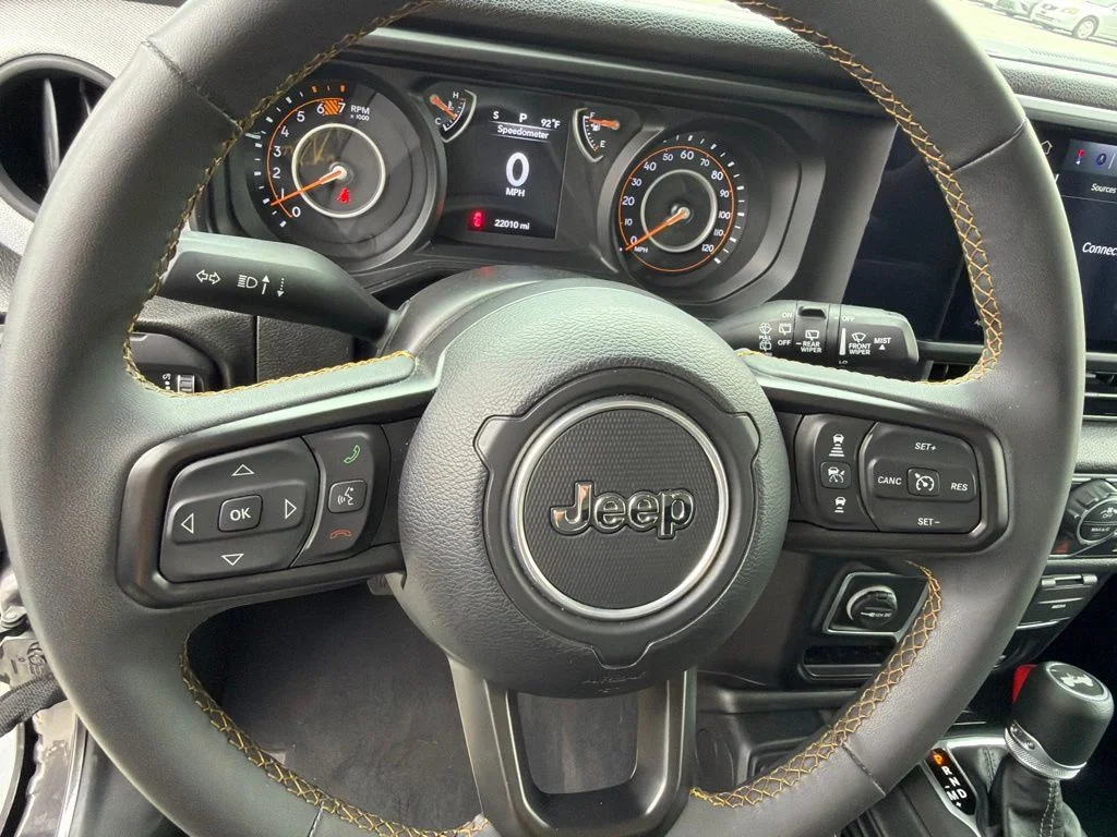 Used 2025 Gray Jeep Sport S image 13