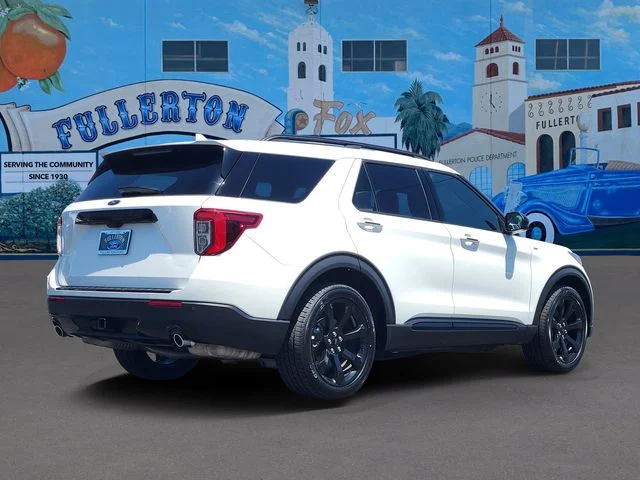 Used 2023 White Metallic Ford ST-Line image 4