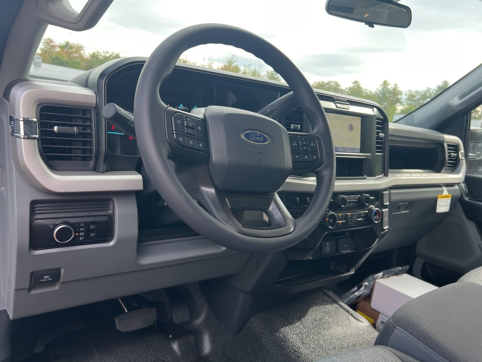 2026 Ford F-550 Super Duty Chassis Cab XL - Photo 19