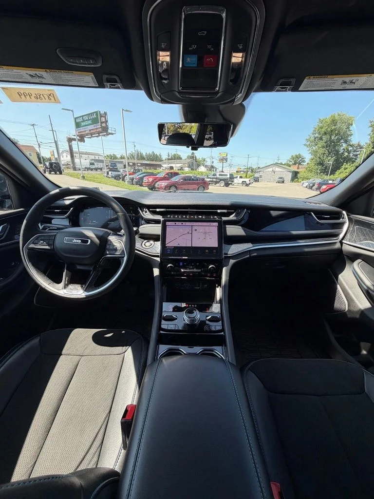 Certified Used 2023 White Jeep Trailhawk 4xe image 13
