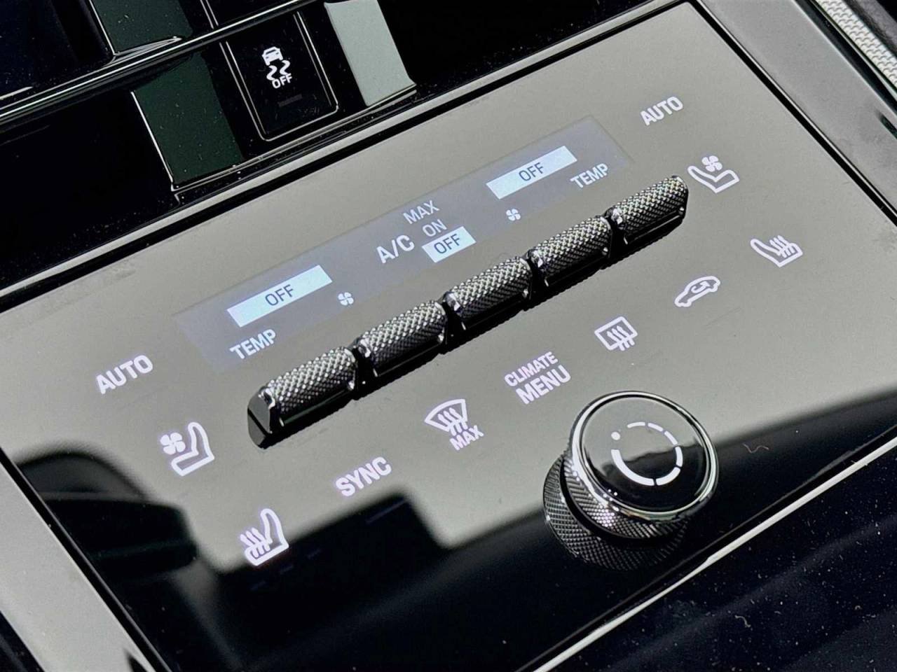 2026 Porsche Panamera 4 E-Hybrid - Photo 22