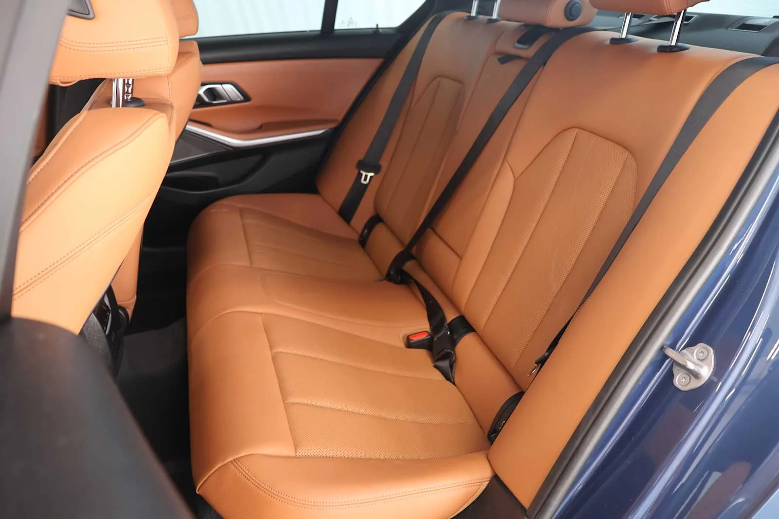 Certified Used 2023 Phytonic Blue Metallic BMW 330e xDrive image 24