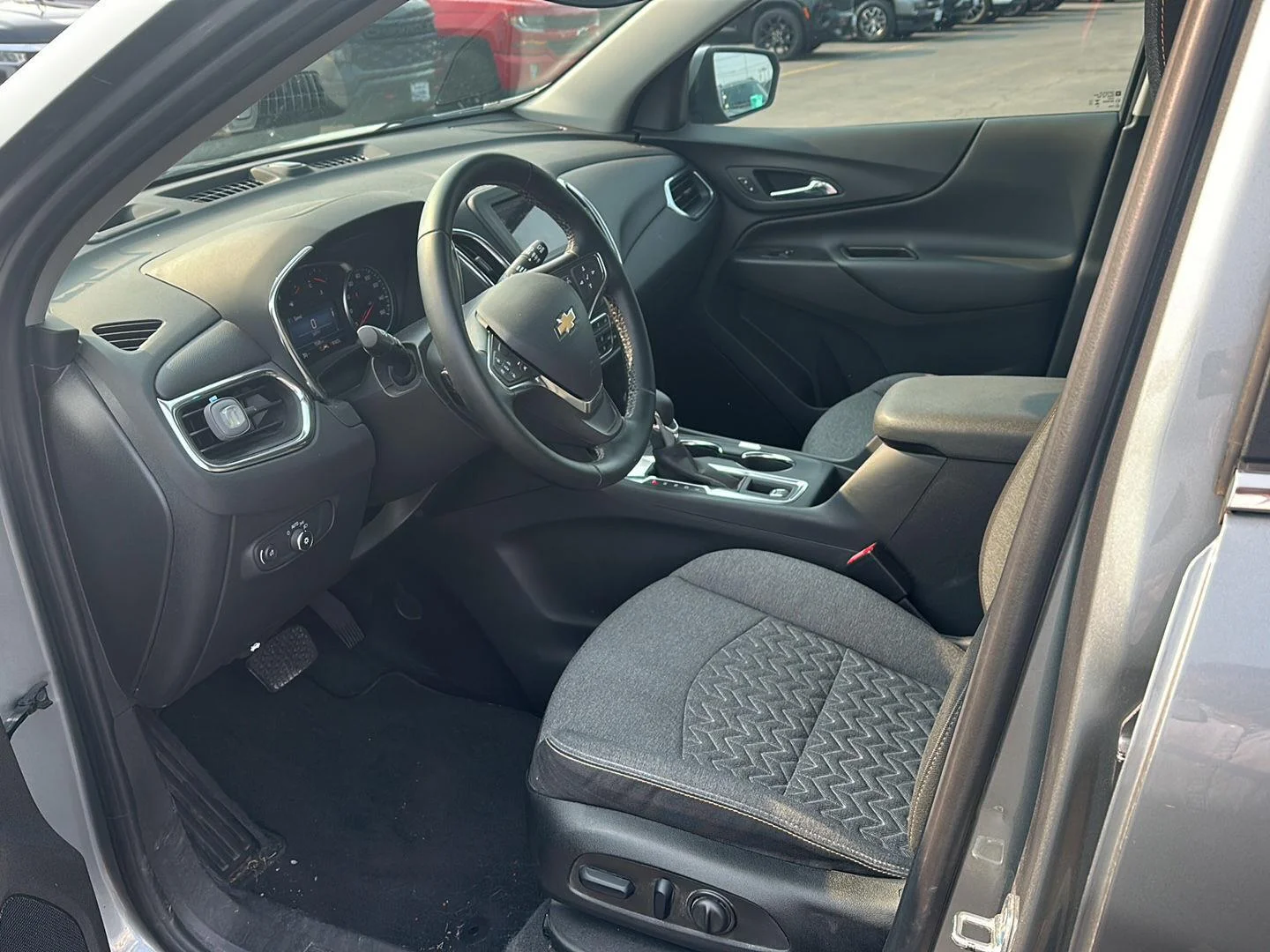 Used 2024 Sterling Gray Metallic Chevrolet LT image 7