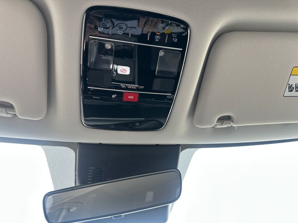 New 2026 Black Hyundai SE image 32