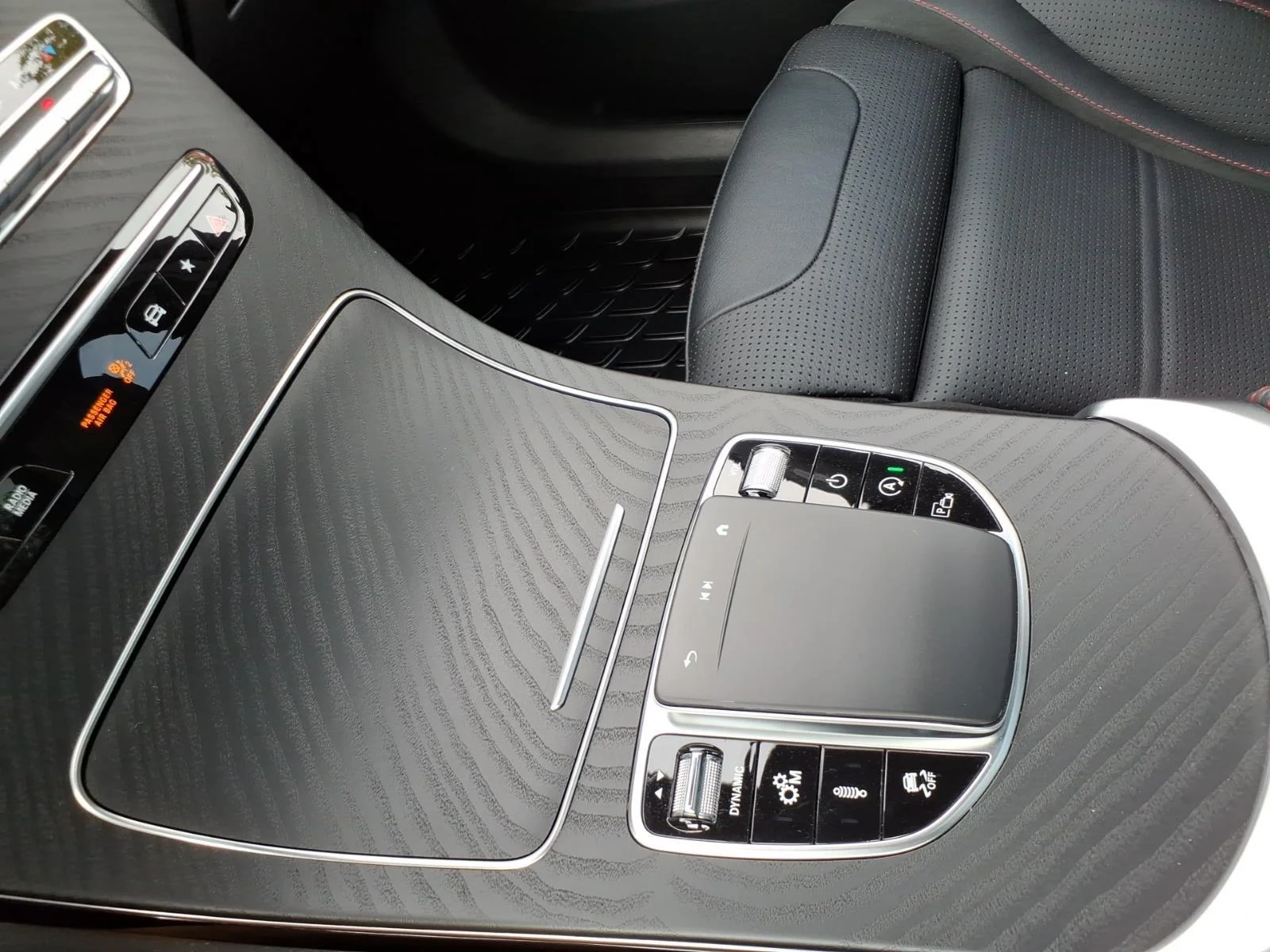 Used 2021 Obsidian Black Metallic Mercedes-Benz AMG® GLC 43 image 22