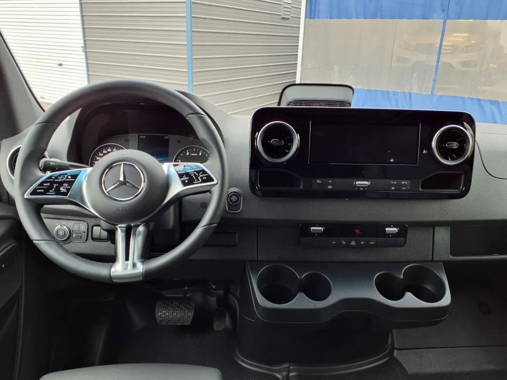 2025 Mercedes-Benz Sprinter Cargo Van Base - Photo 43