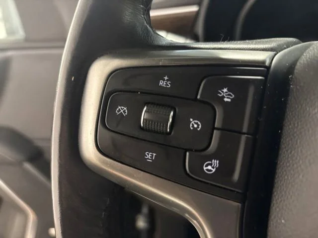 Used 2022 Black Chevrolet Premier image 19