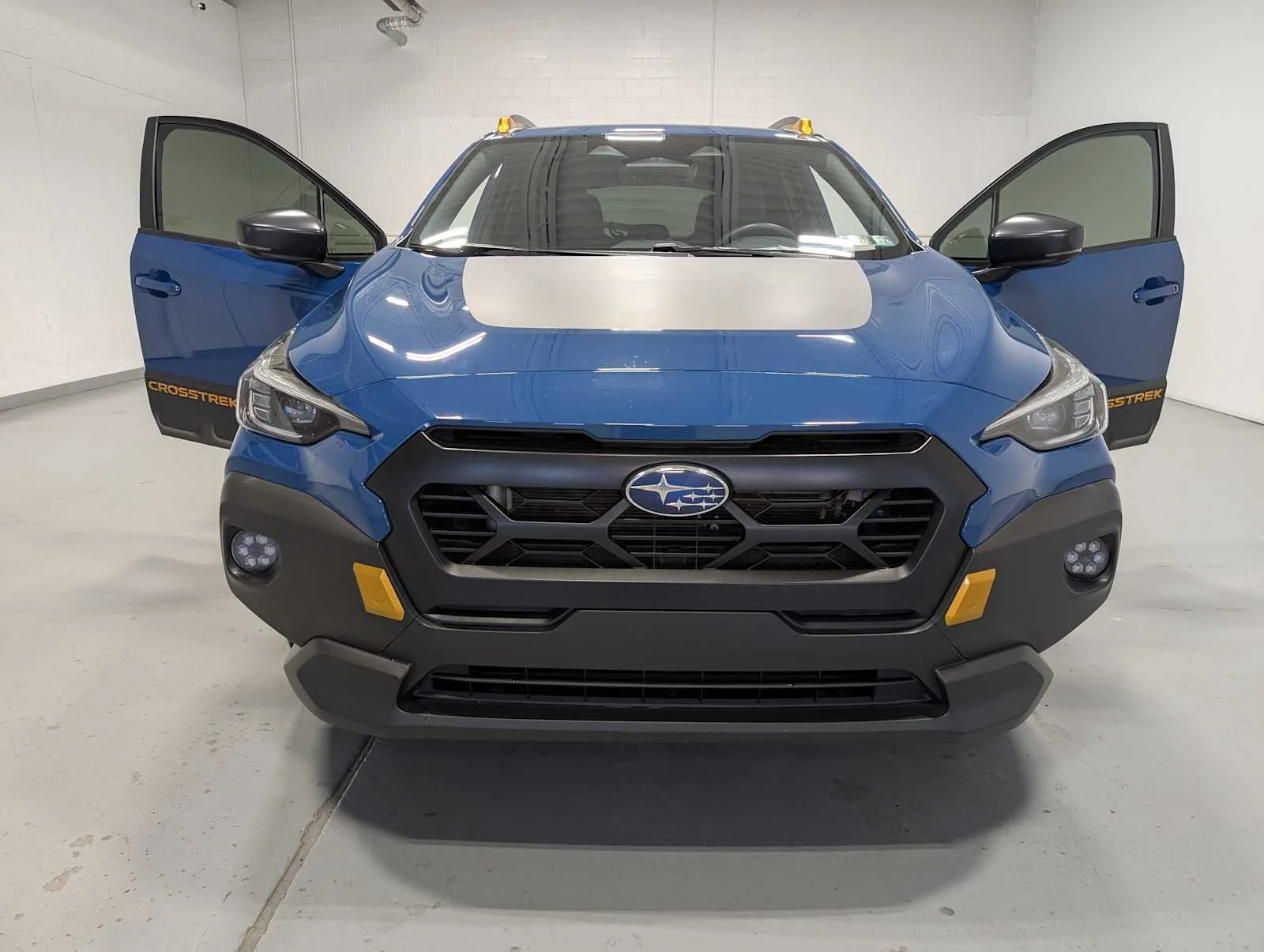Used 2024 Geyser Blue Pearl Subaru Wilderness image 16