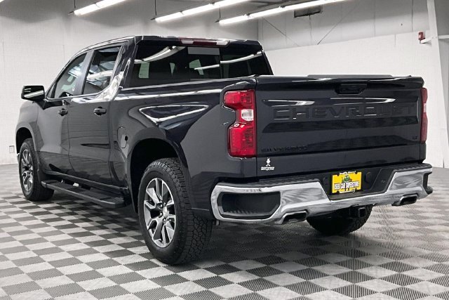 Used 2024 Dark Ash Metallic Chevrolet LT image 2