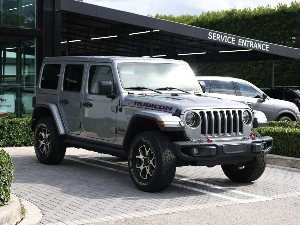 Used 2020 Silver Jeep Unlimited Rubicon image 2