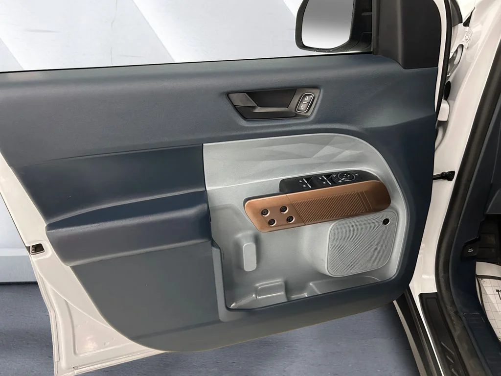 Used 2024 White Ford Lariat image 12
