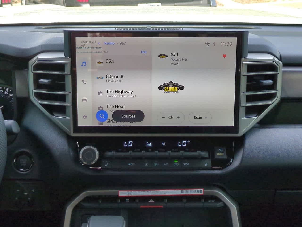 2026 Toyota Tundra SR5 - Photo 17