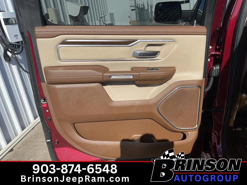 Used 2021 Delmonico Red Pearlcoat Ram Laramie image 31