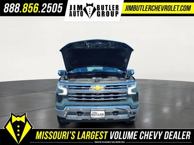 Used 2025 Cypress Gray Chevrolet LTZ image 25