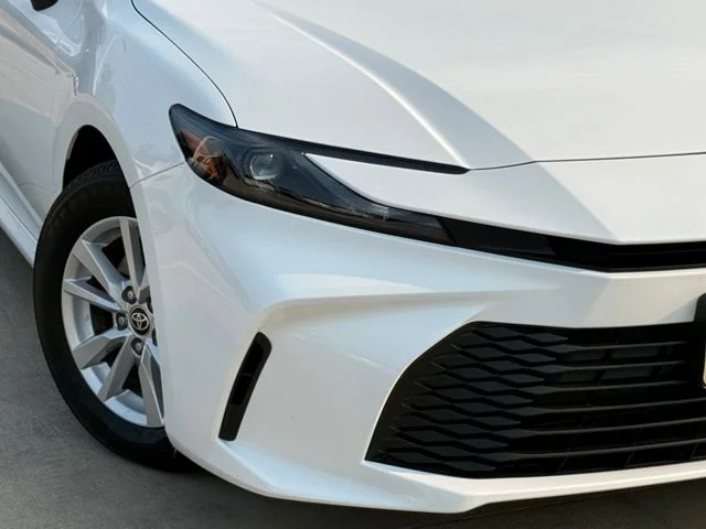 Used 2026 Ice Toyota LE image 4