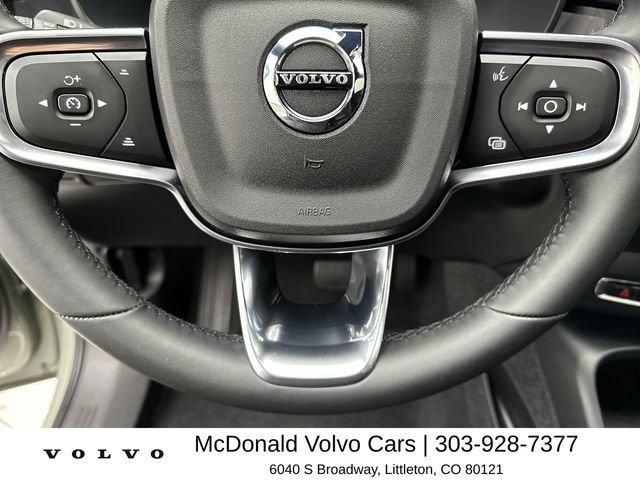 Used 2023 Green Volvo Ultimate image 14