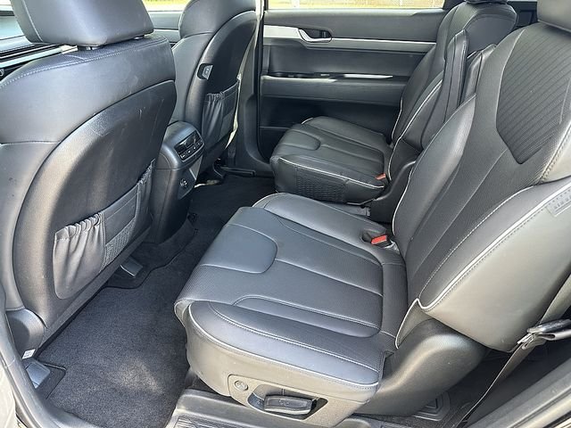 Used 2023 Black Hyundai XRT image 17