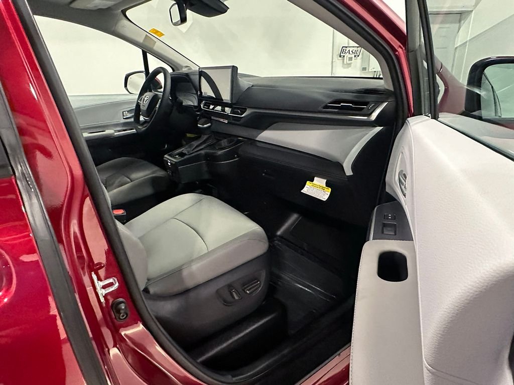 Used 2026 Red Toyota Wheelchair Accessible- XLE image 28