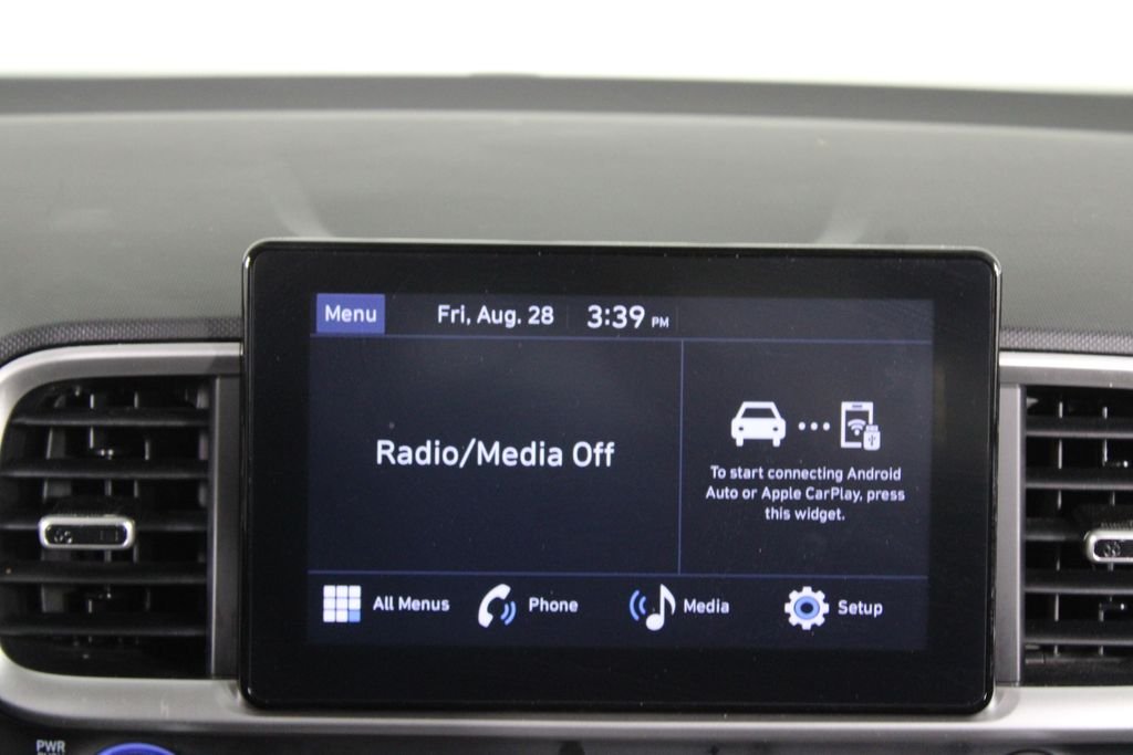 Certified Used 2024 White Hyundai SE image 9