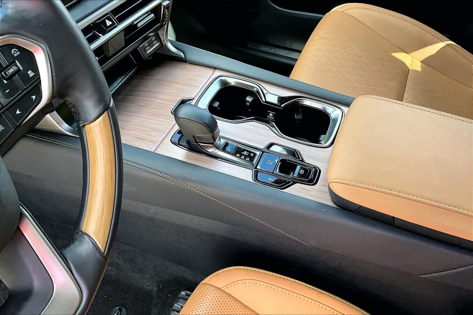 Certified Used 2025 Eminent White Pearl Lexus Premium Plus image 17