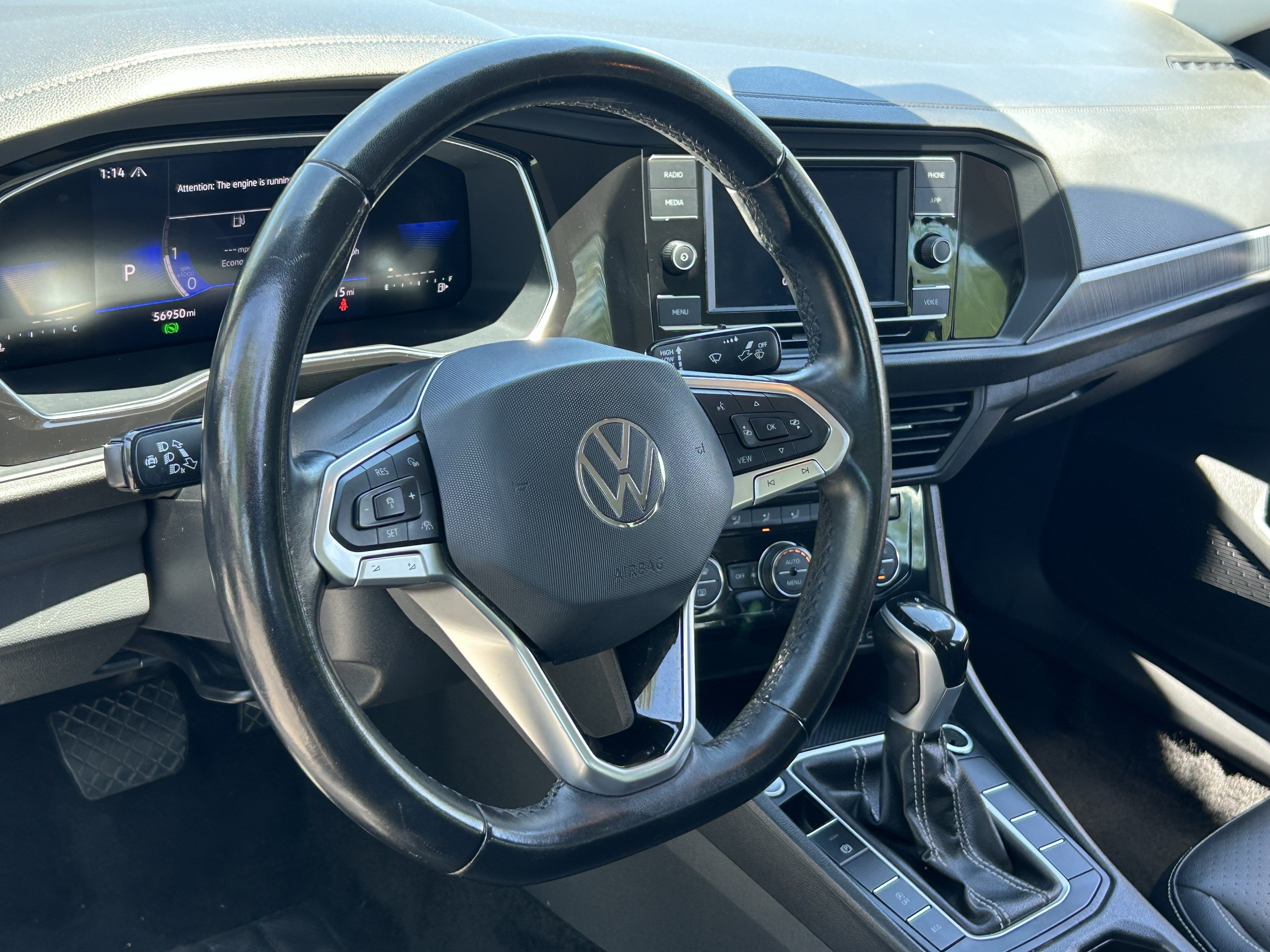 Used 2024 Black Volkswagen SE image 27