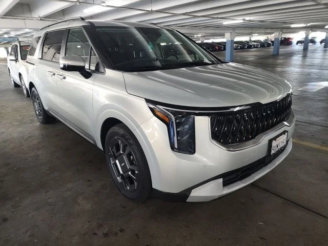 Used 2026 White Kia EX image 2