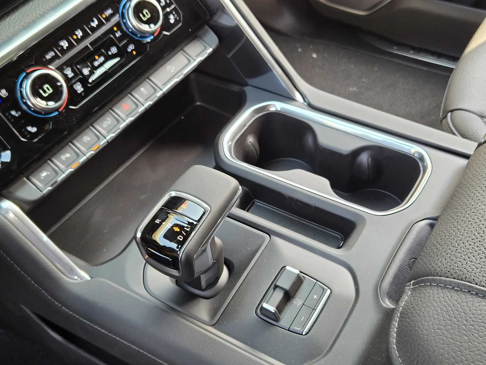 2026 GMC Sierra 1500 Denali - Photo 14
