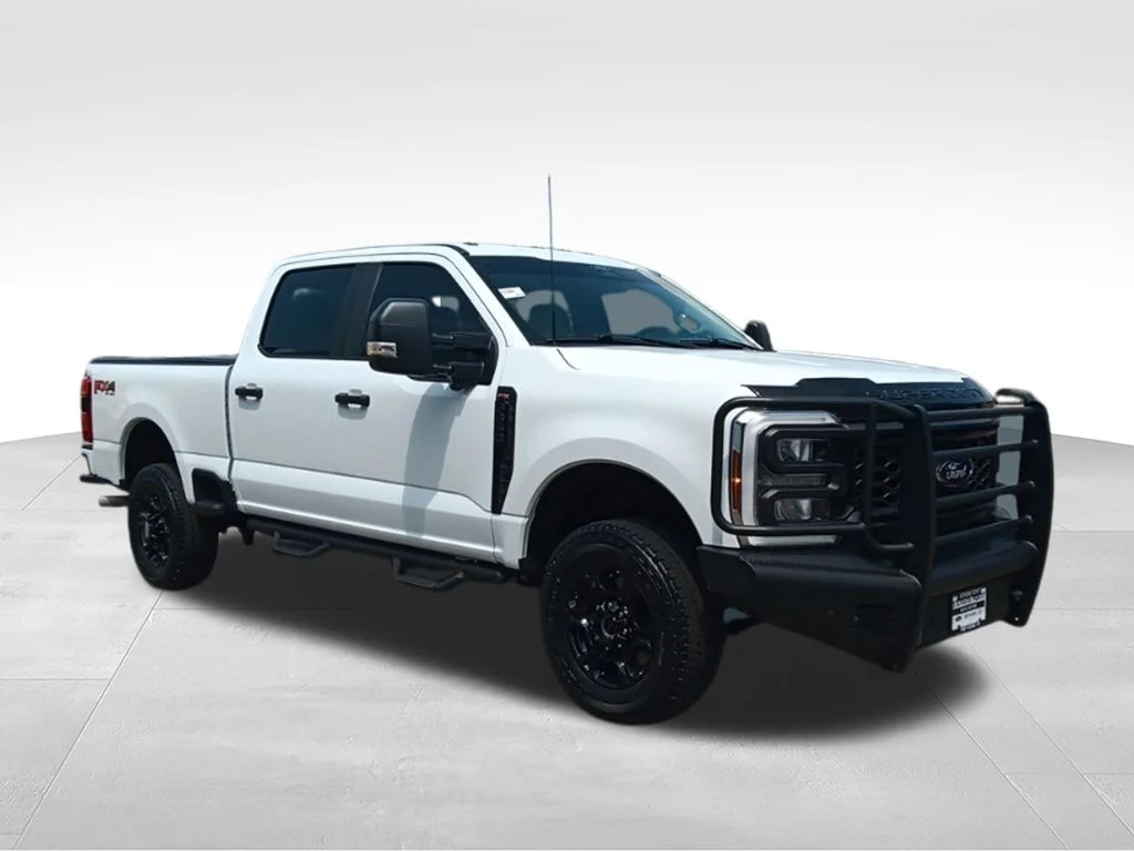 Used 2024 Oxford White Ford XL image 8