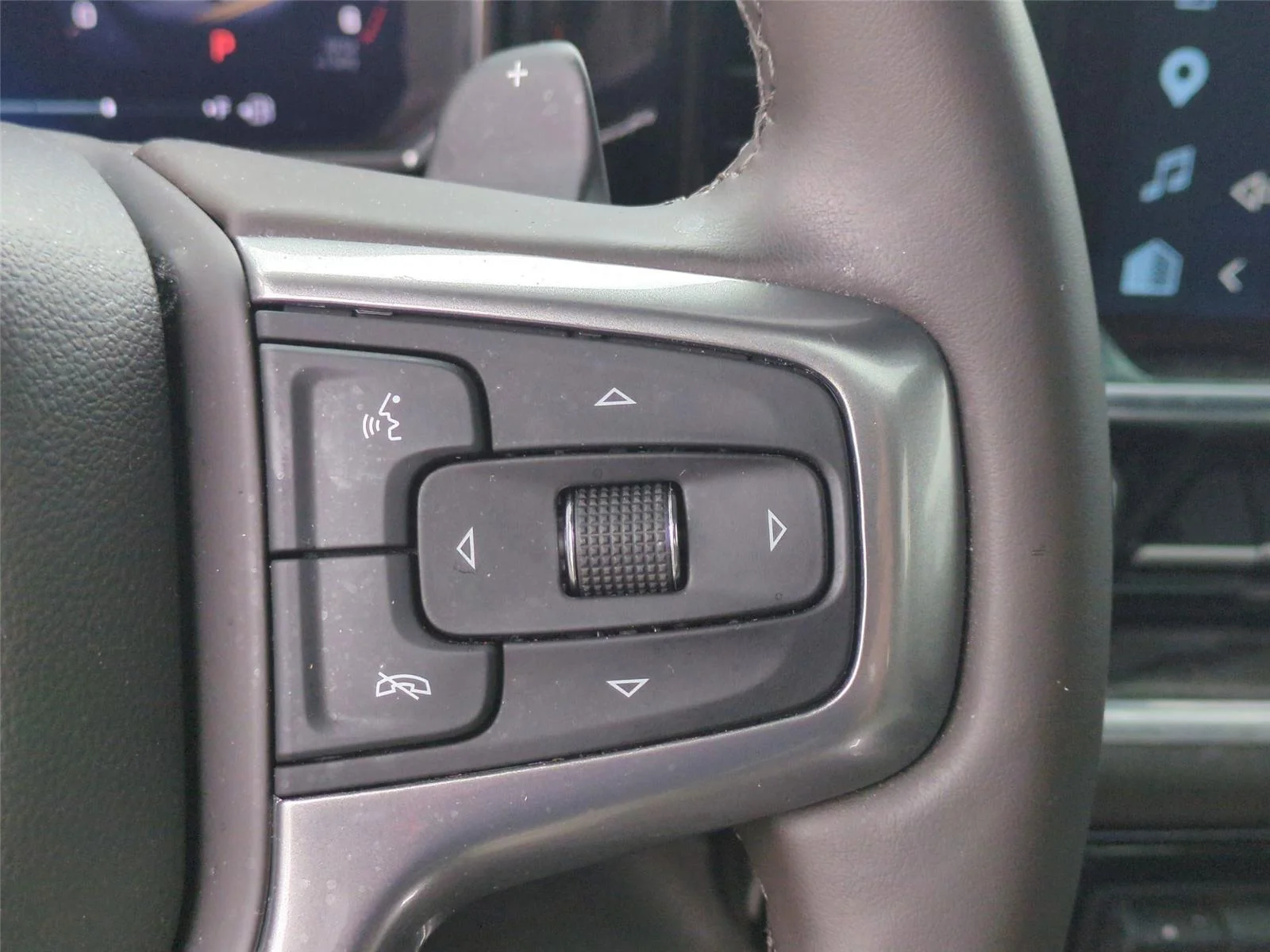 Used 2026 Black Chevrolet LTZ image 21