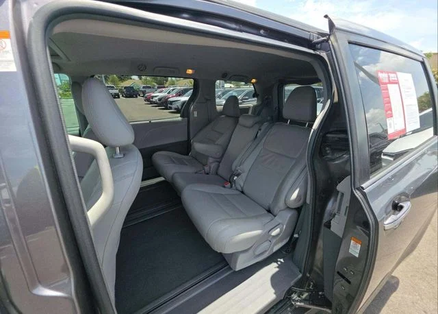 Used 2019 Gray Toyota XLE image 7