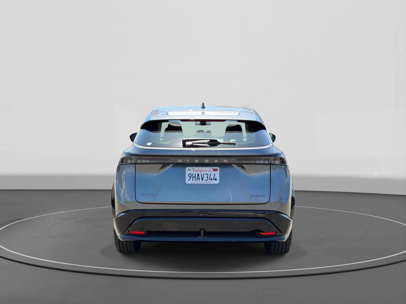 Used 2023 GUN METALLIC Nissan ENGAGE image 5