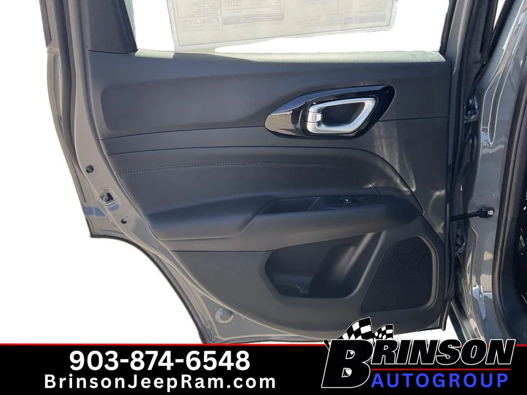 New 2026 Sting-Gray Clearcoat Jeep Latitude Altitude image 6
