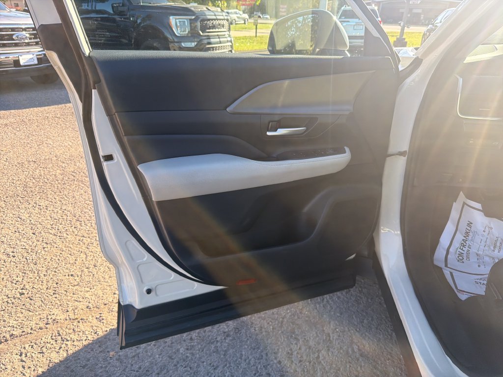 Used 2024 White Toyota XLE image 13
